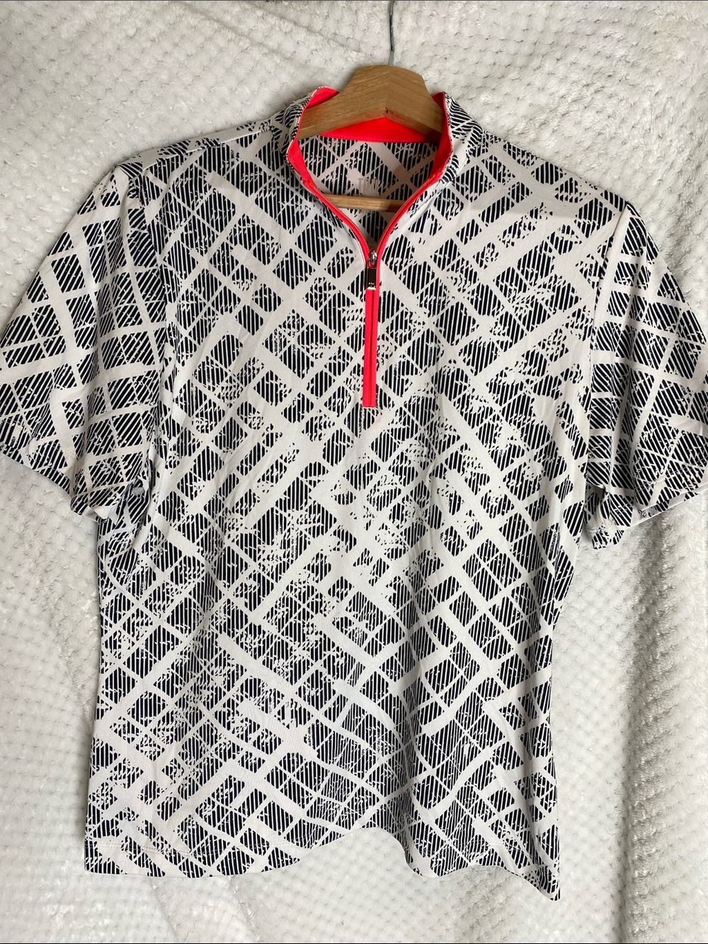 Tail White Label Black & White Print Short Sleeve Shirt with Neon Pink Trim